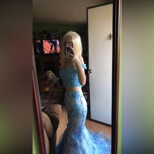 Size 0 Formal Dress Light Blue floral